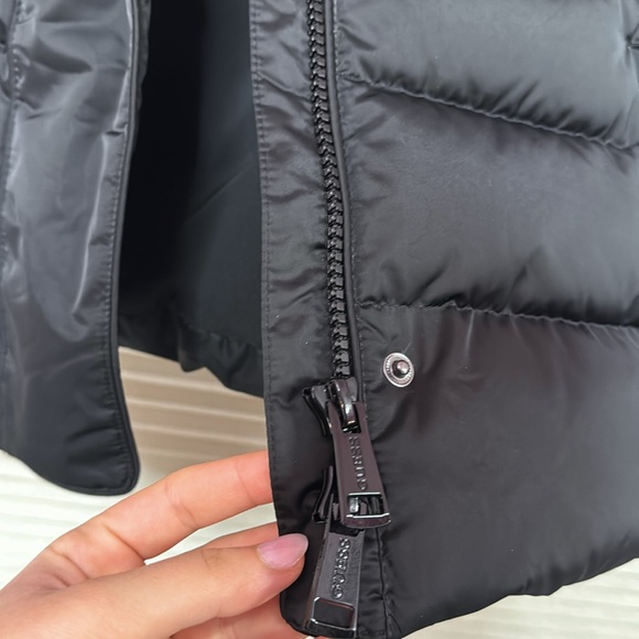 GUESS Women's Puffer Jacket - Picture 11 of 13